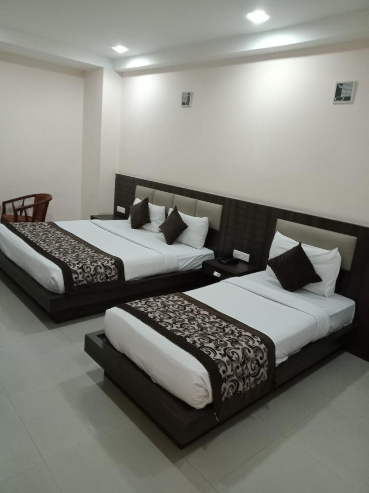 The Contour Hotel Гувахати Экстерьер фото